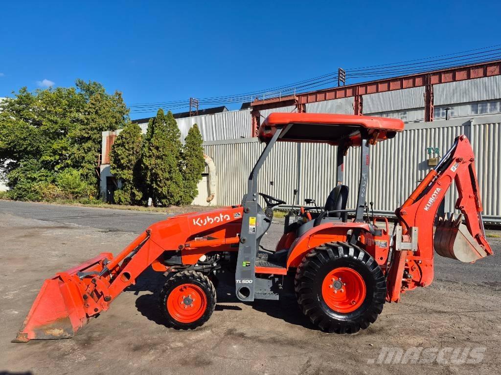 Kubota B 26 جرارات مدمجة