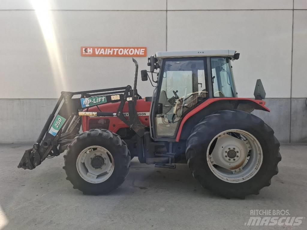 Massey Ferguson 4245 الجرارات