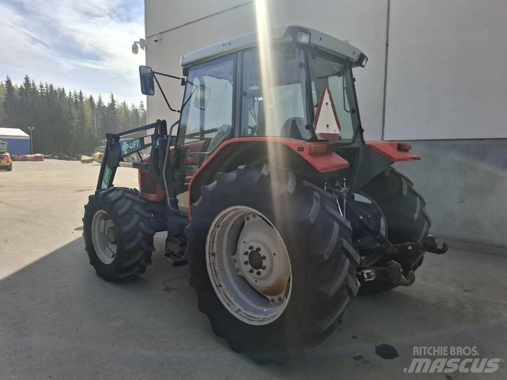 Massey Ferguson 4245 الجرارات