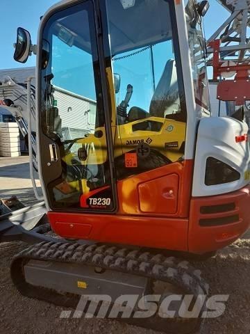 Takeuchi TB 230 حفارات صغيرة أقل من 7 طن (حفارات صغيرة)