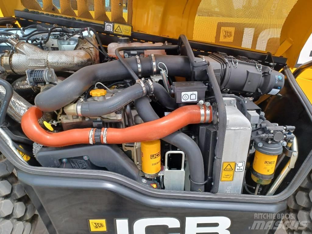 JCB 542-70 Agri Xtra معدات مناولة لأغراض الزراعة