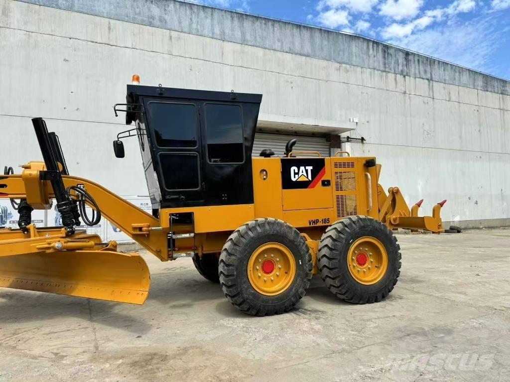 CAT 140 H معدات تمهيد الطرق
