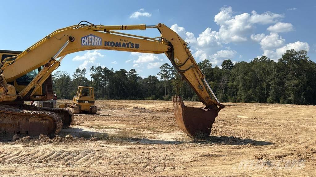 Komatsu 2012 رافعات مجنزرة