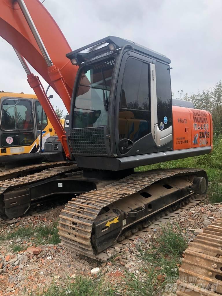 Hitachi ZX 240 حفارات زحافة