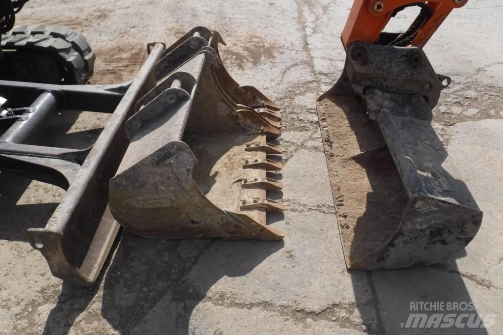 Hitachi ZX 48 U-6 حفارات صغيرة أقل من 7 طن (حفارات صغيرة)