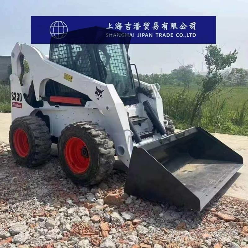 Bobcat S 330 لوادر انزلاقية التوجيه