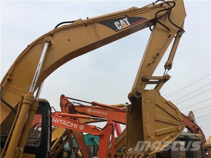 CAT 320 B L حفارات زحافة
