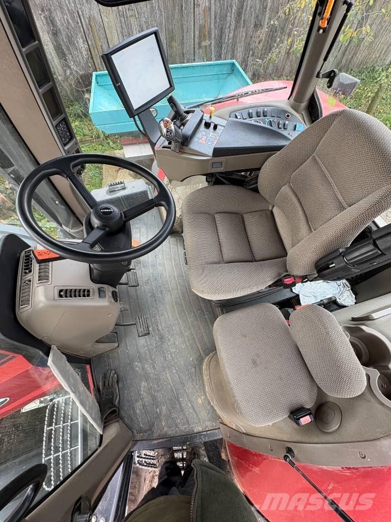 Case IH Magnum 290 الجرارات