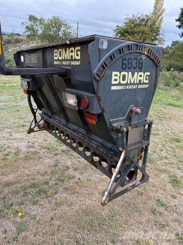 Bomag BS 180 مداحل ثنائية الاسطوانة
