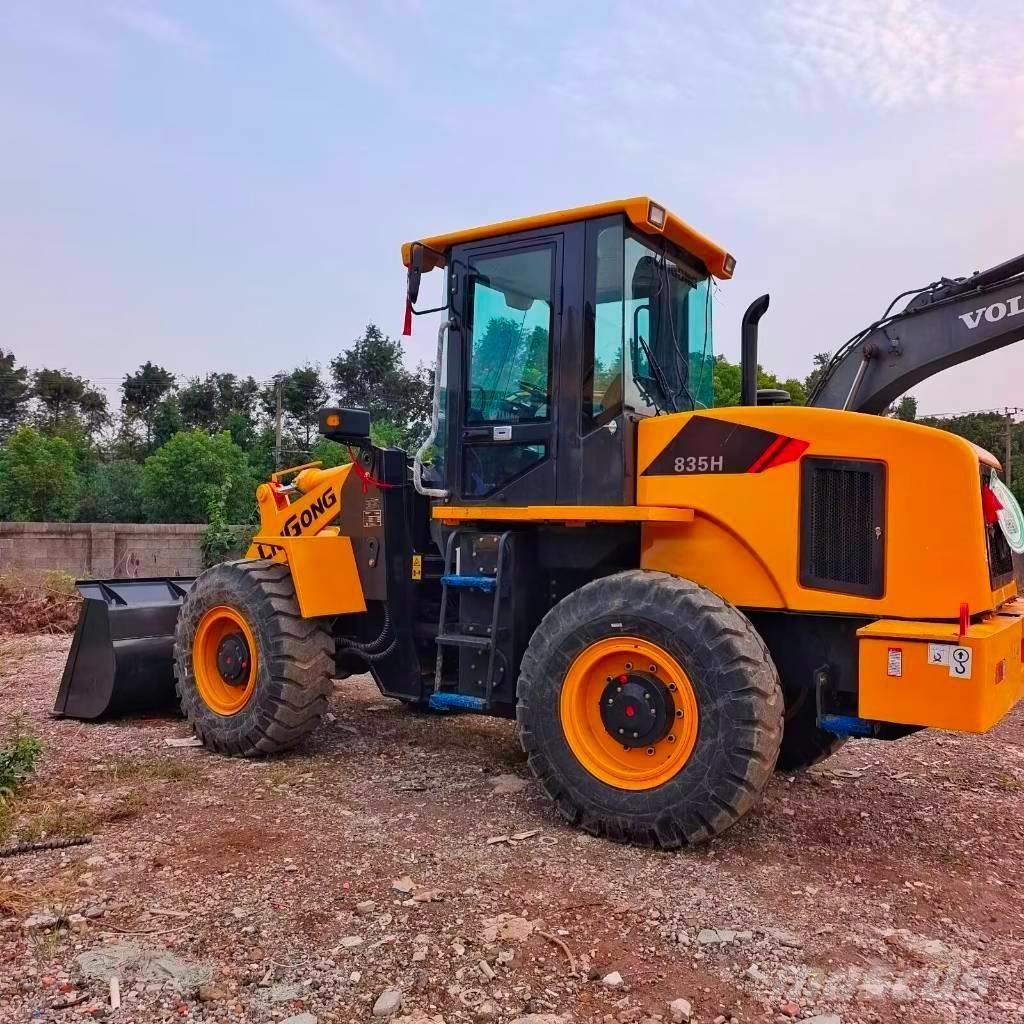 LiuGong 835 H لوادر بعجل