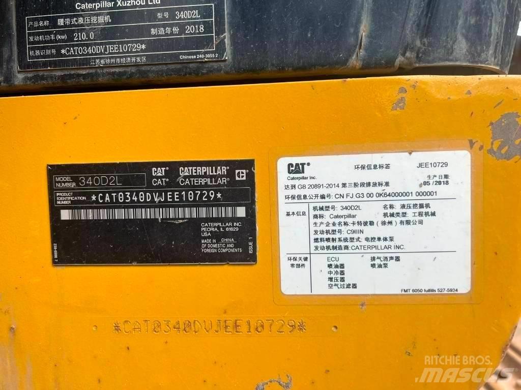 CAT 340D2L حفارات زحافة