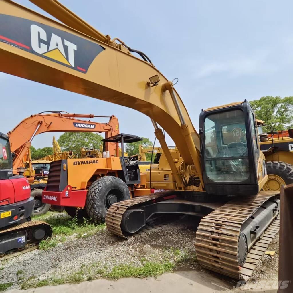 CAT 320 C L حفارات زحافة