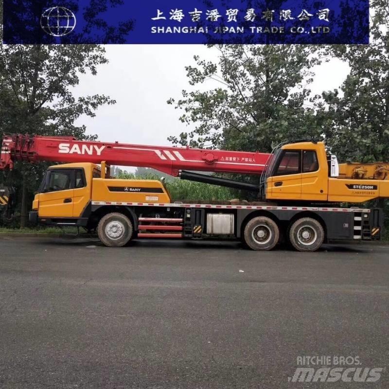 Sany STC 250 رافعات صالحة لكل أنواع الطرق