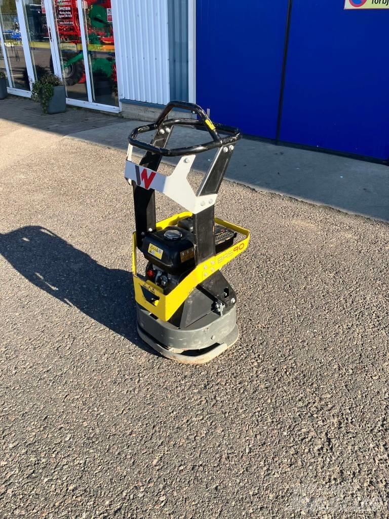 Wacker Neuson BRS 90 دكاكات أفقية