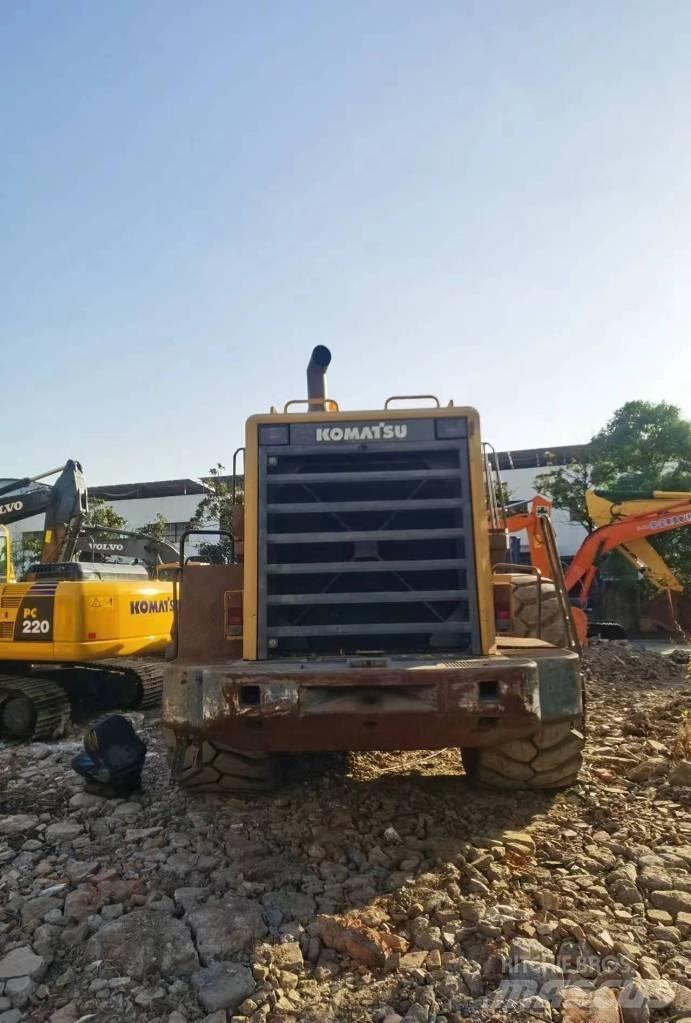 Komatsu WA 600 لوادر بعجل