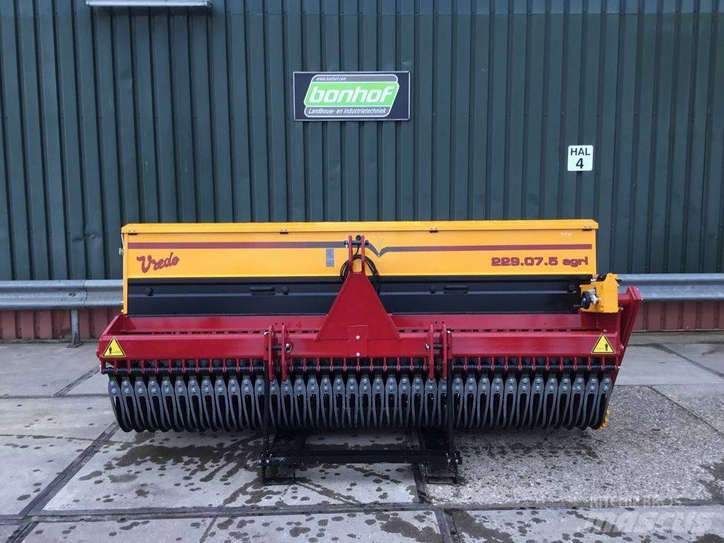 Vredo DZ 229.07.5 ماكينات وملحقات البذر الأخرى