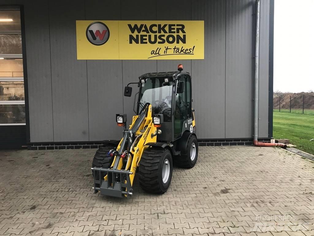 Wacker Neuson WL 25 لوادر بعجل