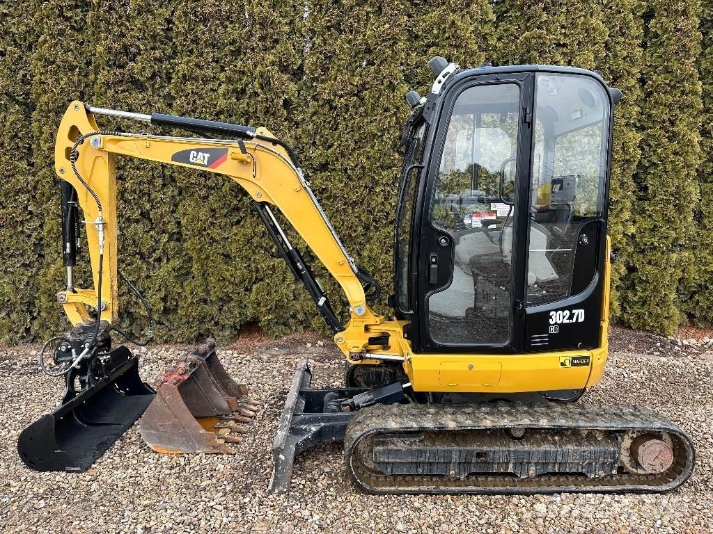 CAT 302.7 D CR حفارات صغيرة أقل من 7 طن (حفارات صغيرة)