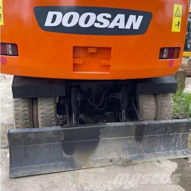 Doosan DH150W-7 حفارات بعجل