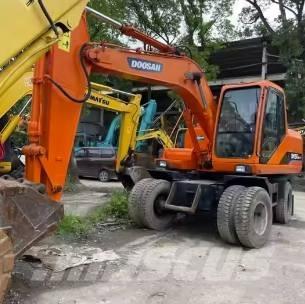 Doosan DH150W-7 حفارات بعجل