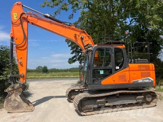 Doosan DX 140 LC-7 حفارات زحافة