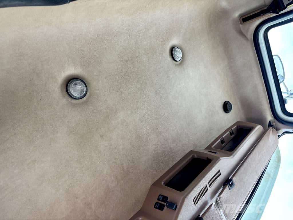 Mack GU713 مركبات إصلاح الأعطال