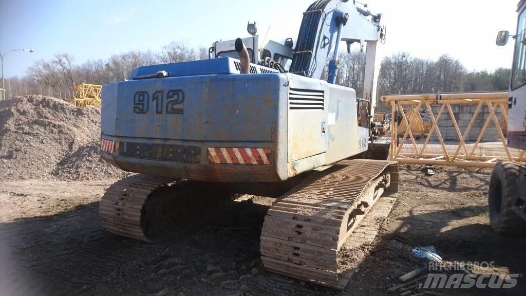 Liebherr R912LC حفارات زحافة