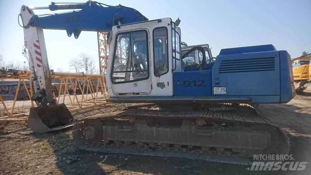 Liebherr R912LC حفارات زحافة