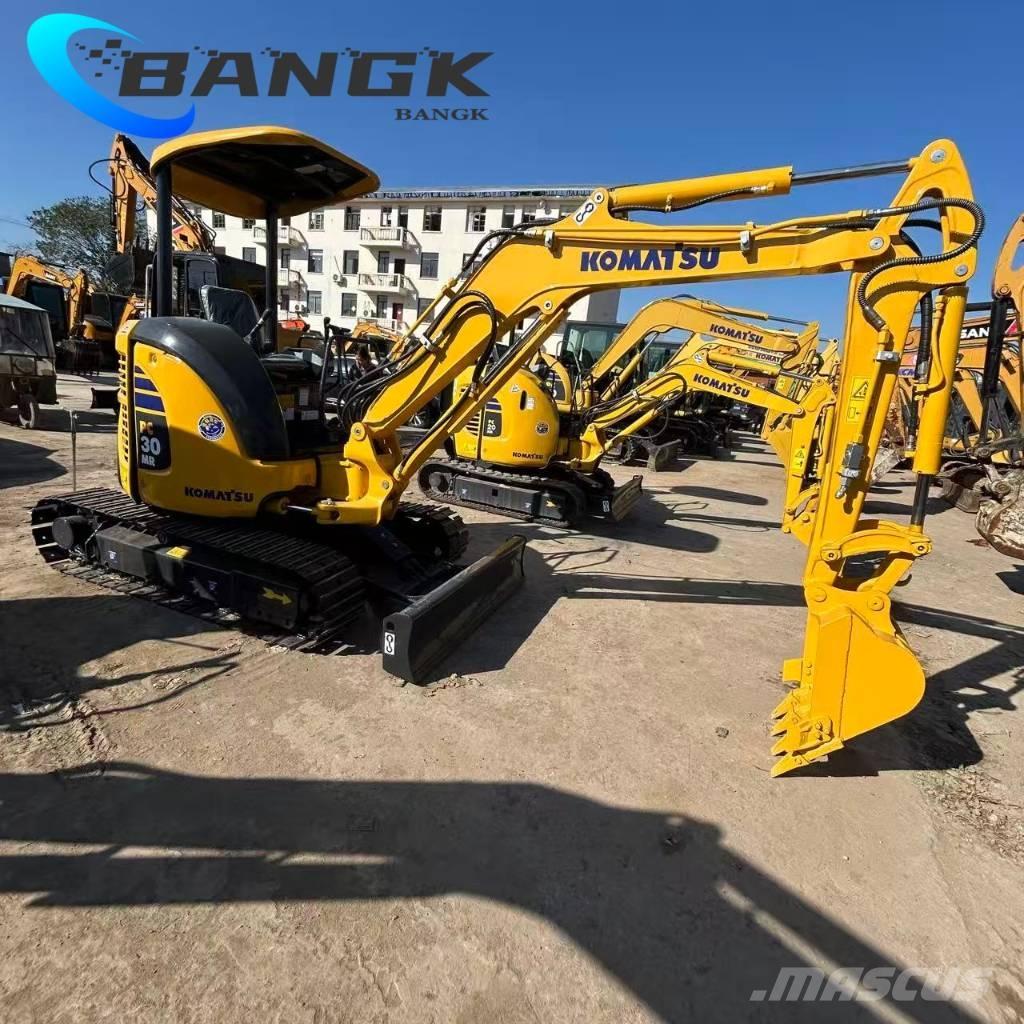 Komatsu PC 30 حفارات زحافة