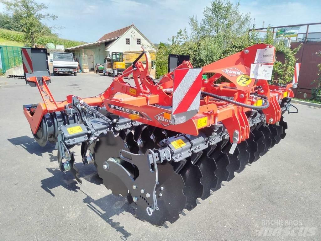 Kuhn OPTIMER XL 300 كاسحات