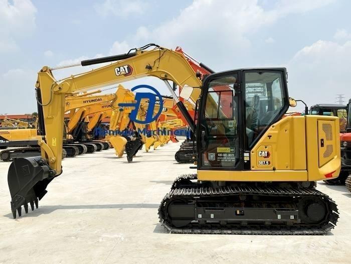 CAT 307.5 حفارات زحافة