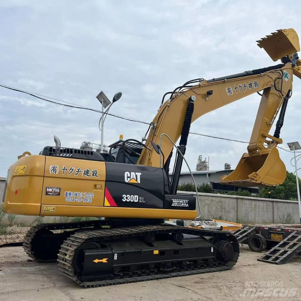 CAT 330D2L حفارات زحافة