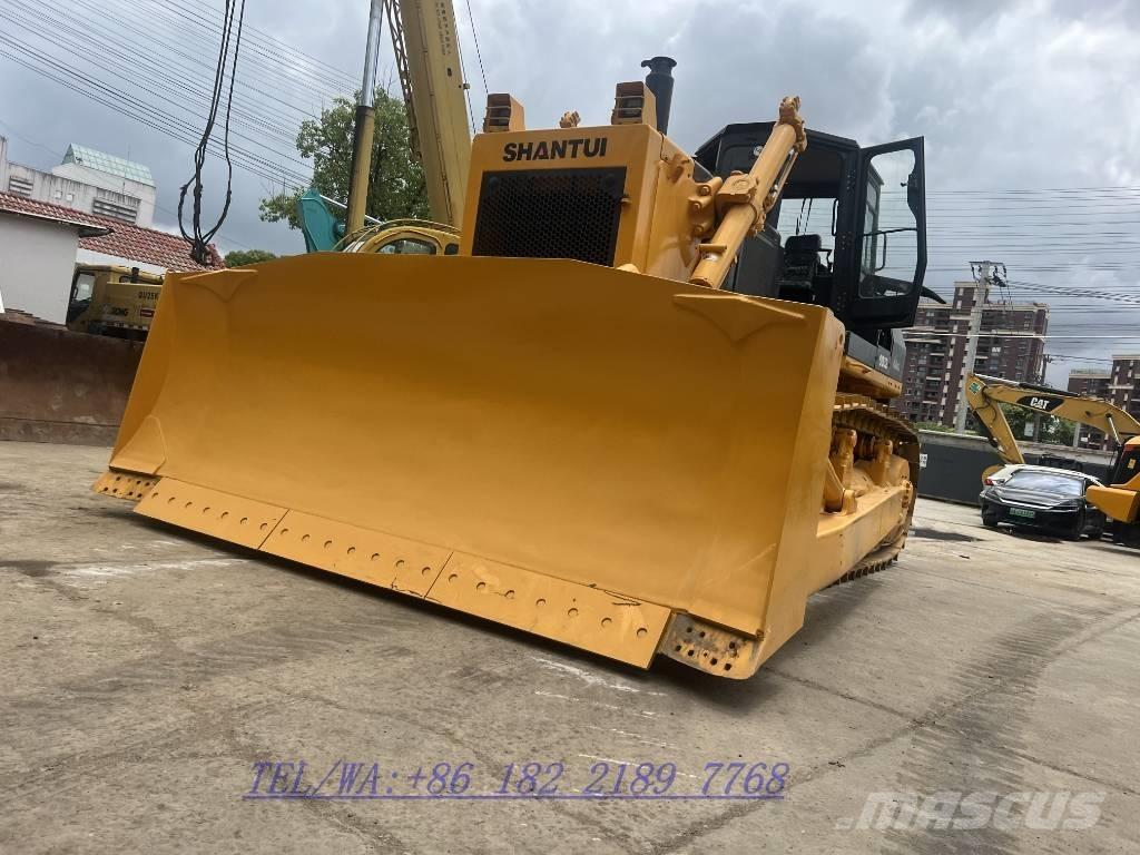 Shantui SD 32 بلدوزرات مجنزرة