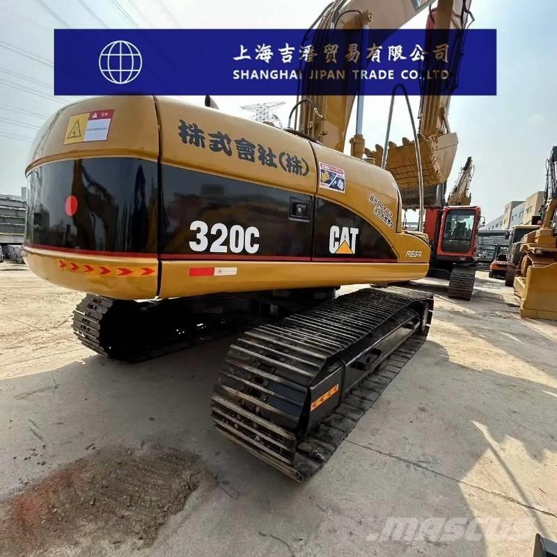 CAT 320 C حفارات زحافة