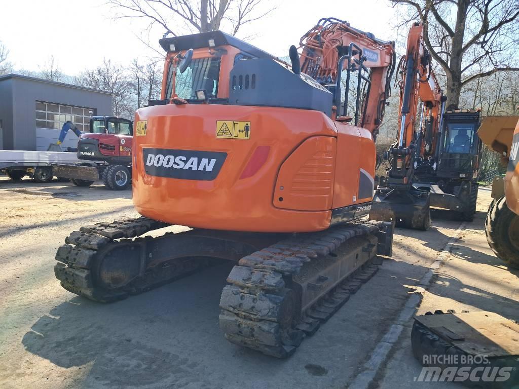 Develon DX 140 LCR-5 حفارات زحافة