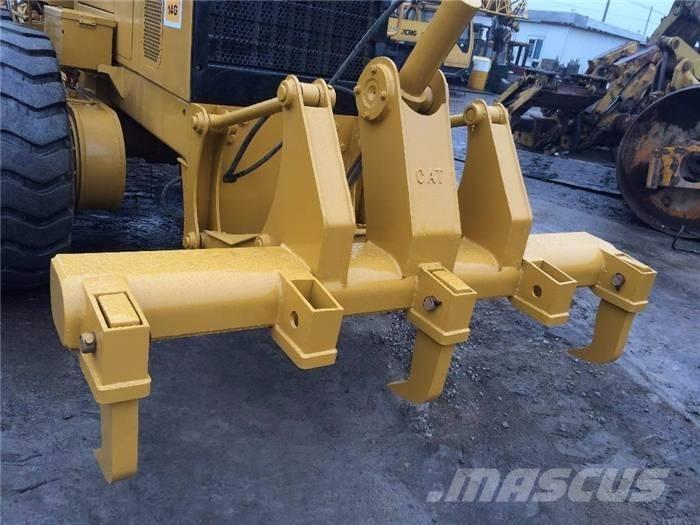 CAT 14 G معدات تمهيد الطرق