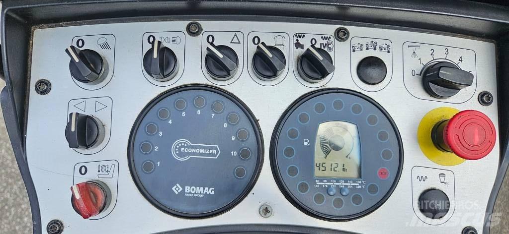 Bomag BW 138 AC-5 مداحل مزدوجة