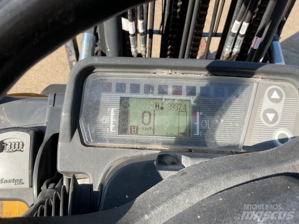 CAT DP35NT شاحنات الديزل