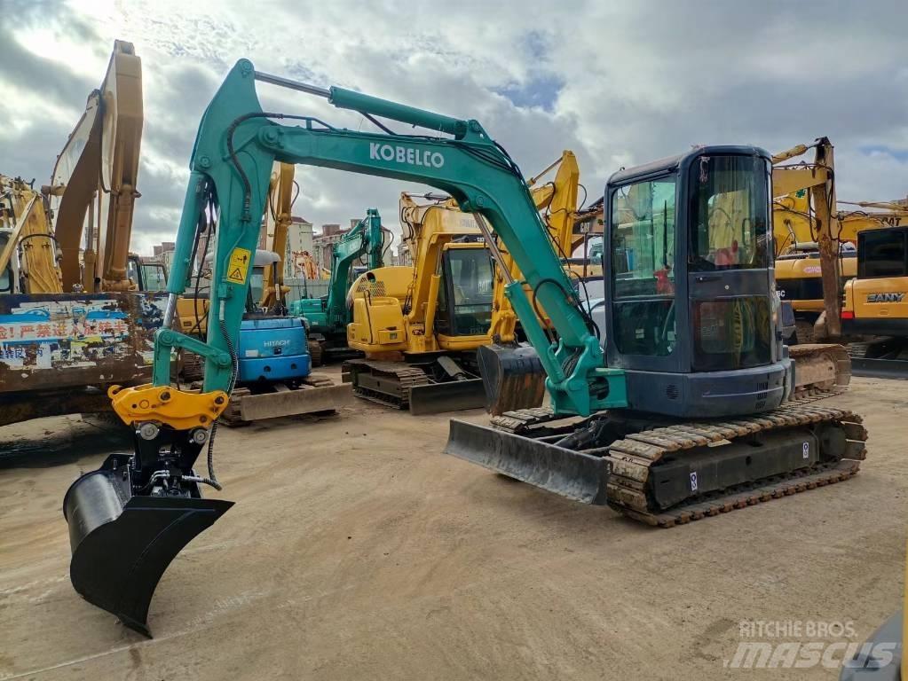 Kobelco SK 55 حفارات صغيرة أقل من 7 طن (حفارات صغيرة)