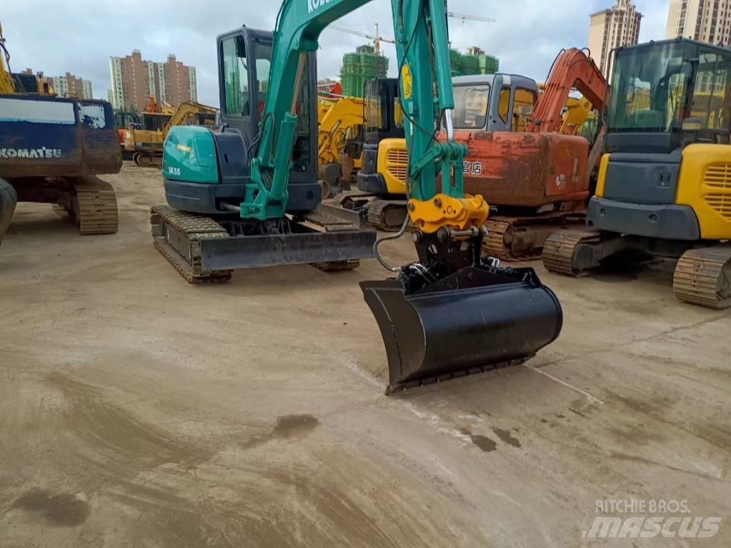 Kobelco SK 55 حفارات صغيرة أقل من 7 طن (حفارات صغيرة)