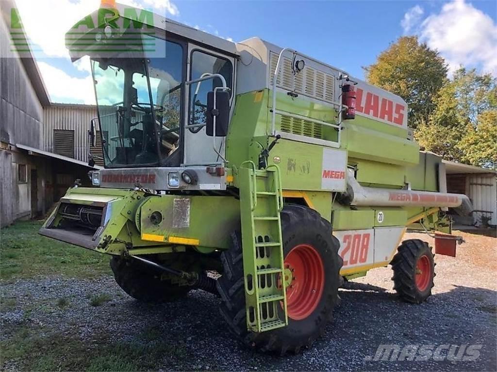 CLAAS mega 208 حصادات