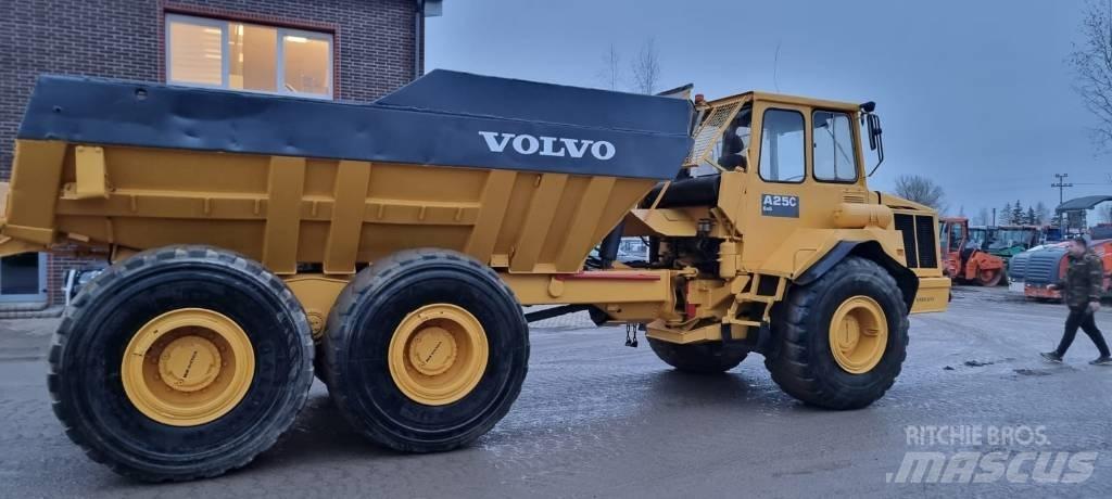 Volvo A 25 C 6x6 ساحبات مفصلية