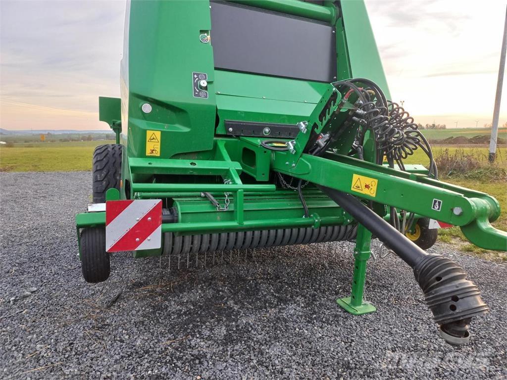 John Deere V461M محزمات مستديرة