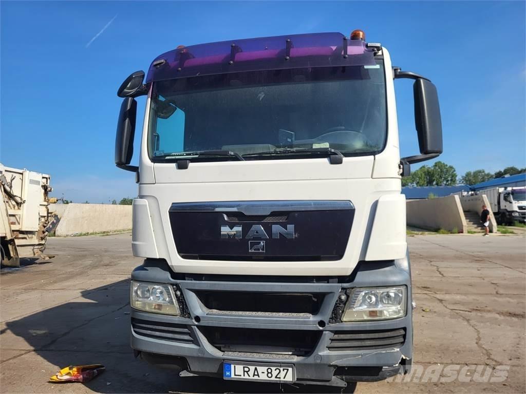 MAN TGS 28.320 6X2 شاحنات بمقصورة وهيكل