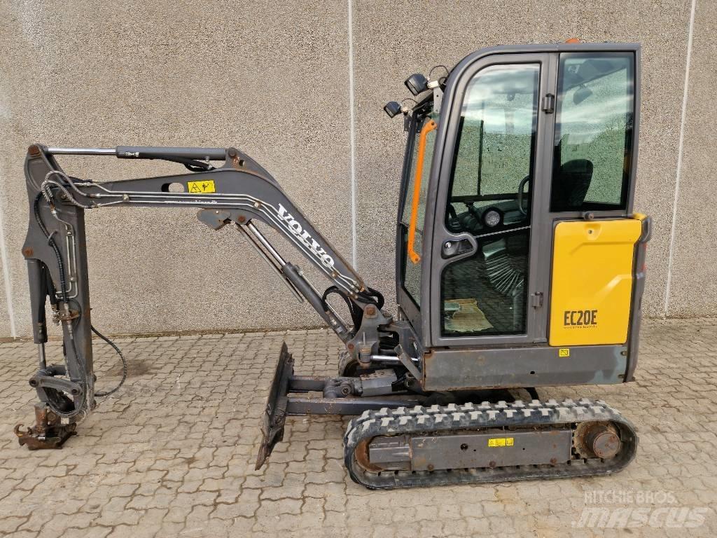 Volvo EC 20 E حفارات صغيرة أقل من 7 طن (حفارات صغيرة)