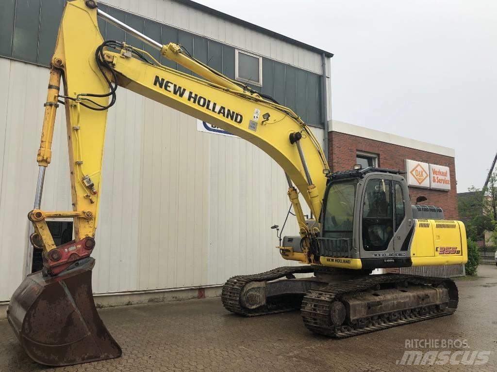 New Holland E 265 B حفارات زحافة