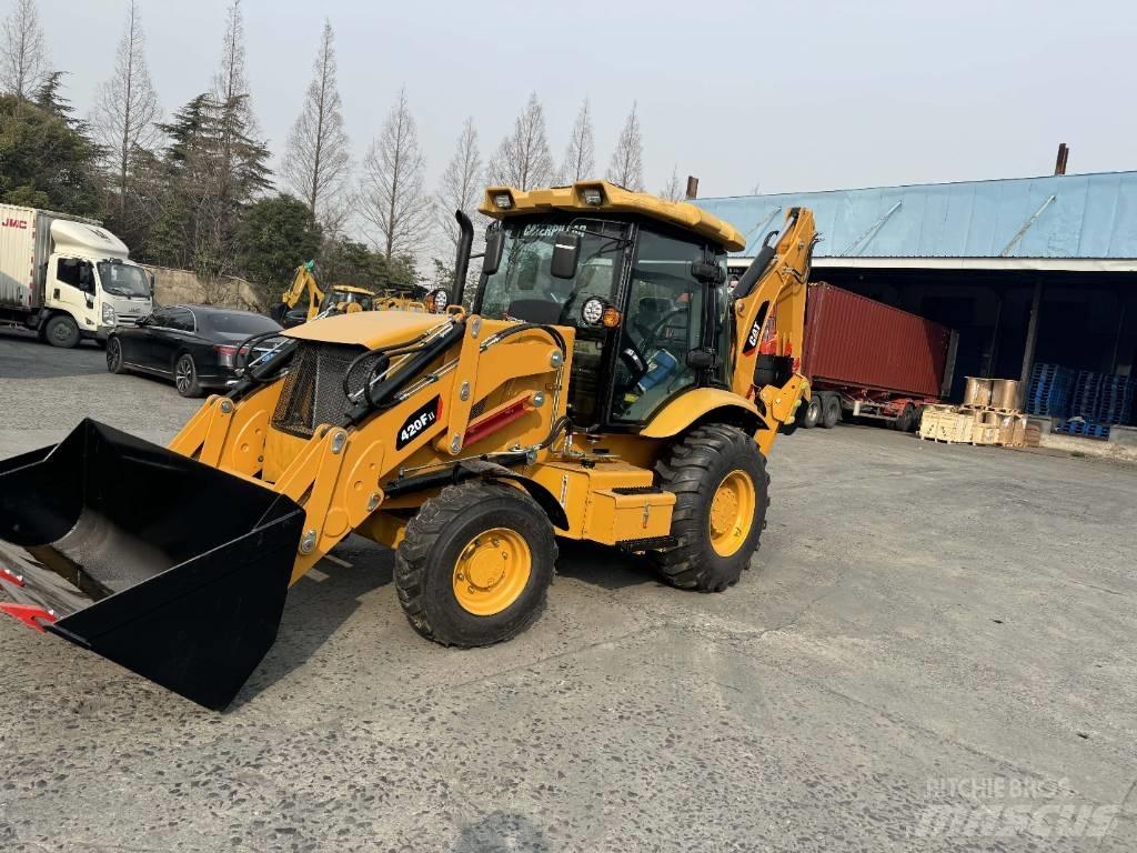 CAT 420 F لوادر ذات جرافات عكسية