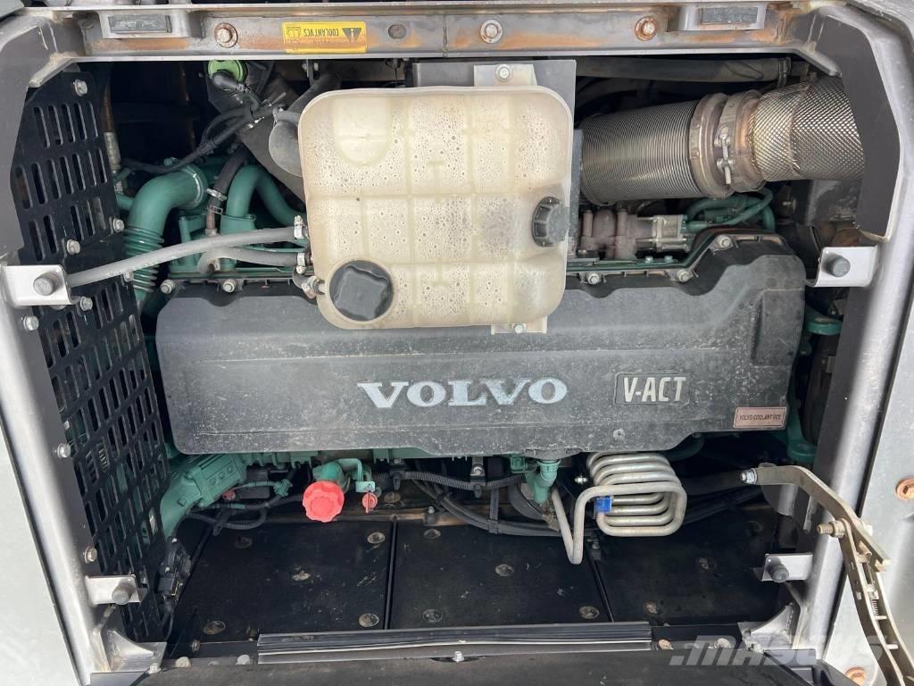 Volvo EC 480 E L حفارات زحافة