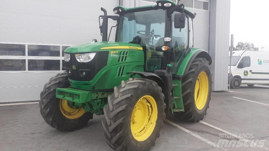 John Deere 6120 R الجرارات