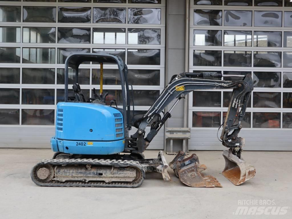 CAT 302.7 D CR حفارات صغيرة أقل من 7 طن (حفارات صغيرة)